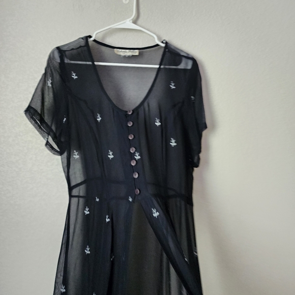 VICTORIA HOLLEY x VINTAGE sheer whimsigoth button up overlay top in black floral - Picture 6 of 7